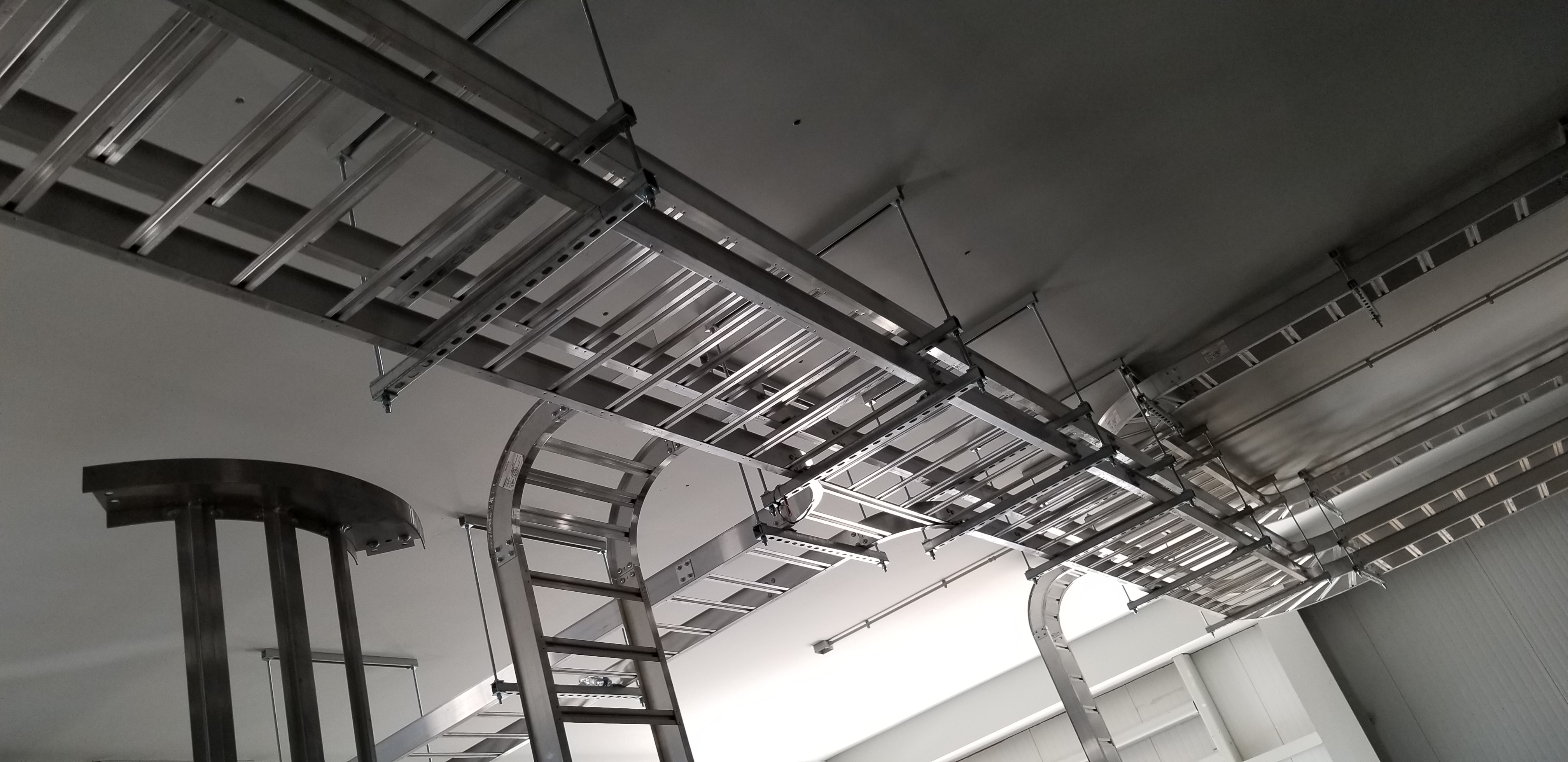 Underground & Feeders — field photo 8