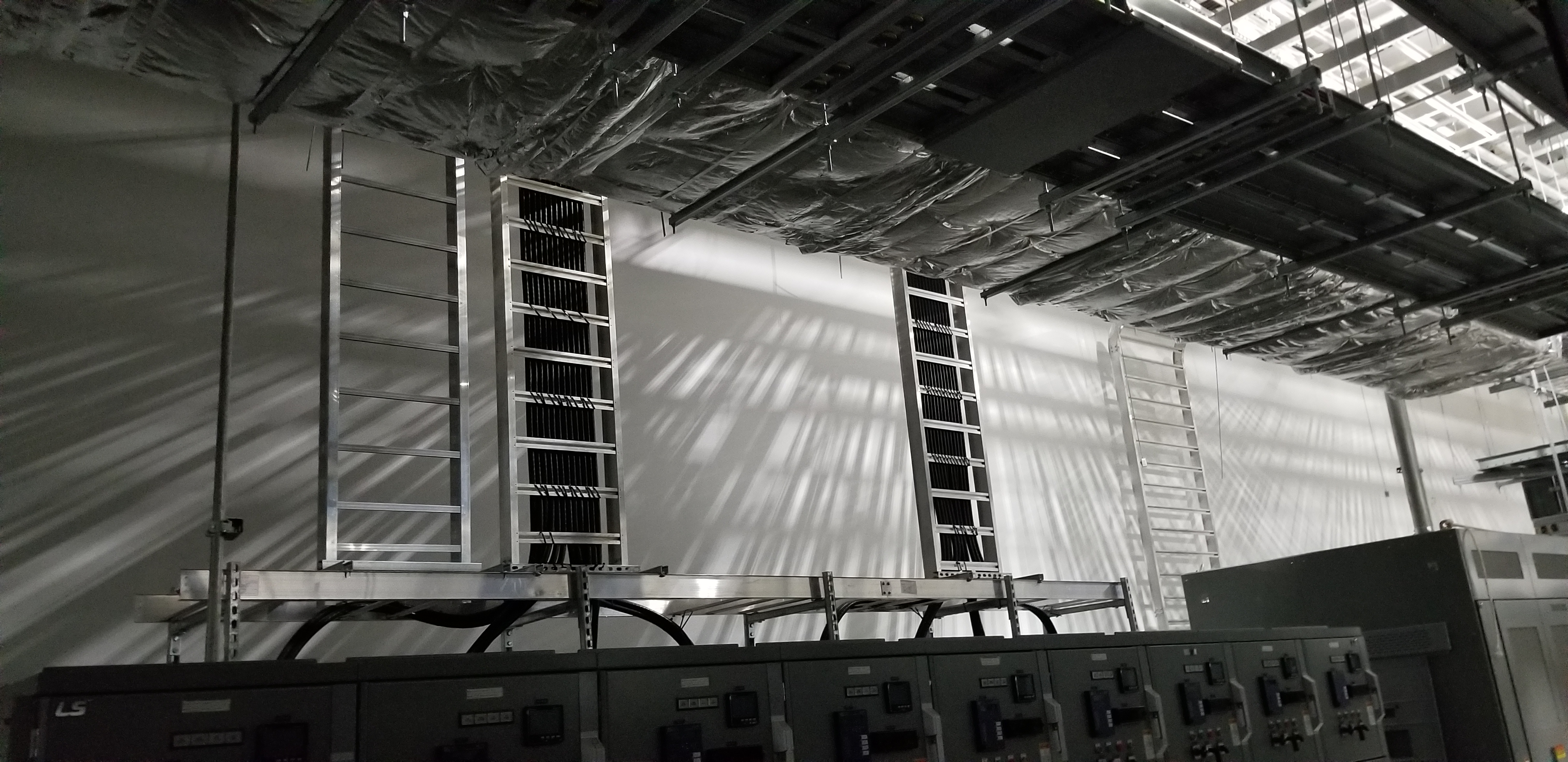 Main Distribution — field photo 17